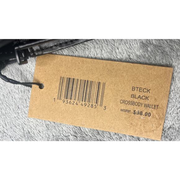 Steve Madden BDiego Sporty Athletic-Inspired Crossbody in Black -‎ NEW With Tags - Picture 6 of 8